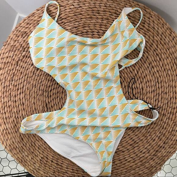 NEW RACHEL PALLY Swim Elle Maillot One-Piece Beach Coastal Cutout NWOT Small - Picture 2 of 6